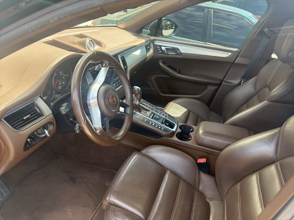 Used 2017 Porsche Macan GTS image 4