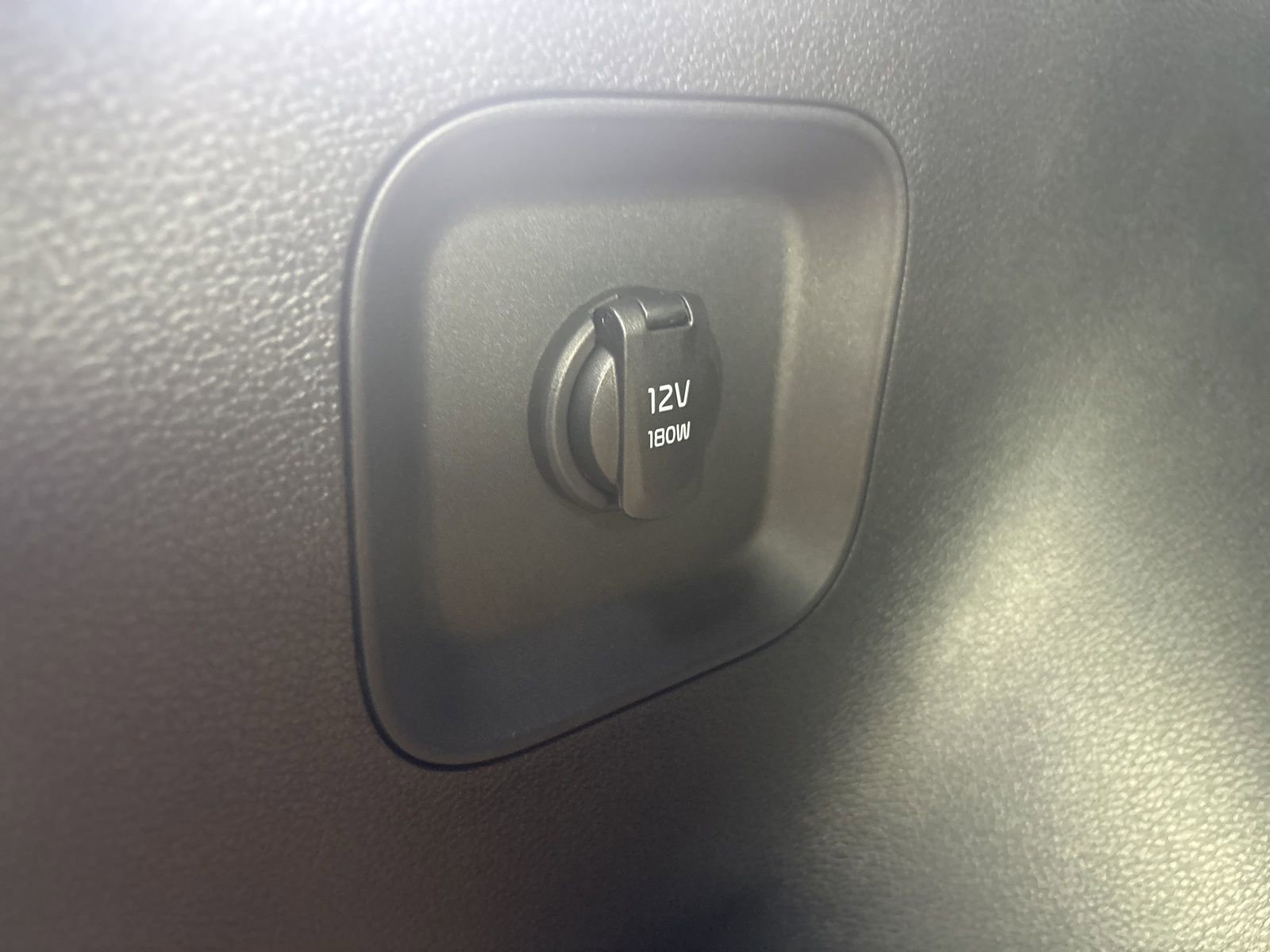 New 2025 Kia Sportage EX w/ EX Premium Package image 12