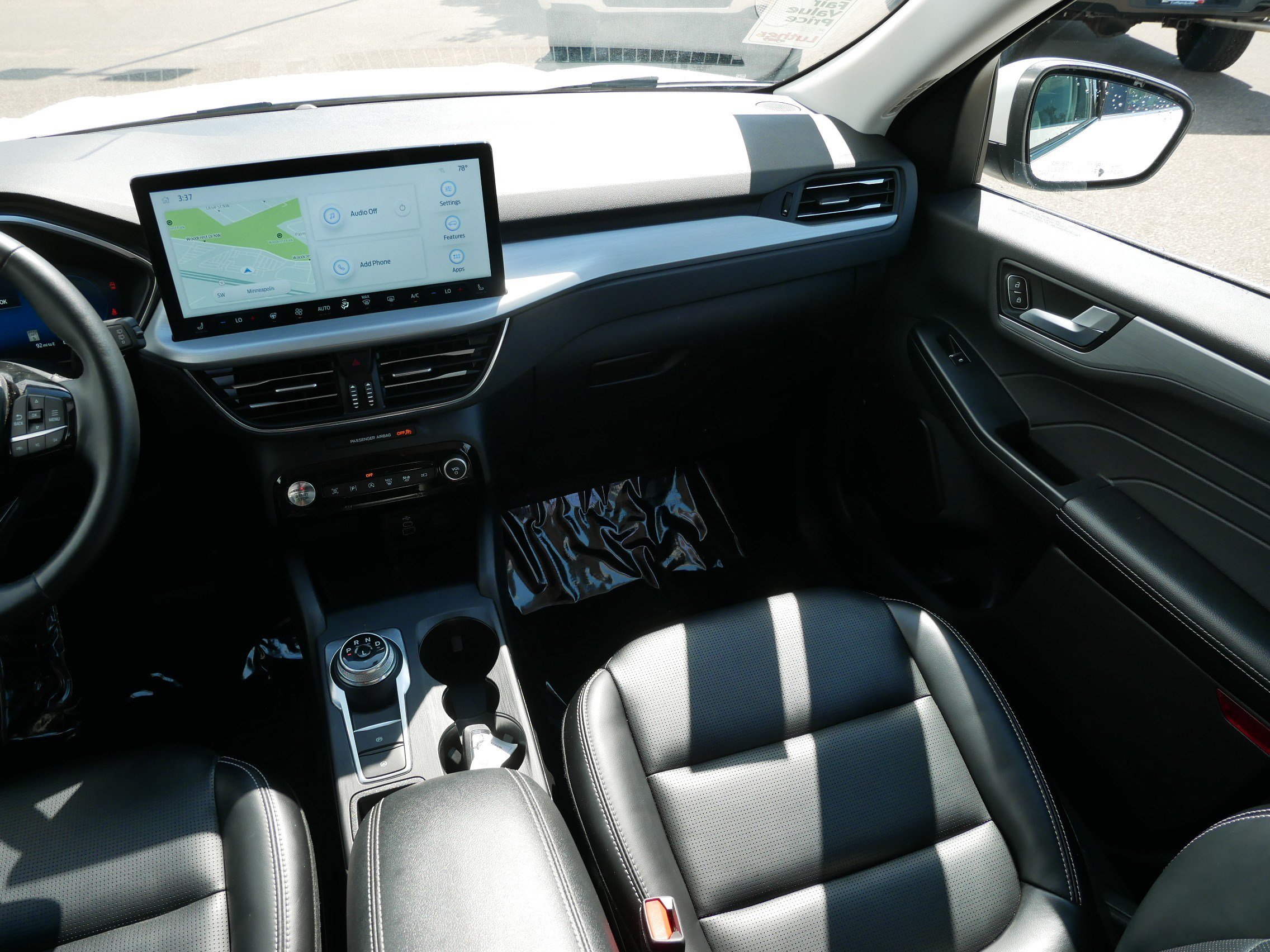 Certified 2024 Ford Escape Platinum AWD/4WD image 11