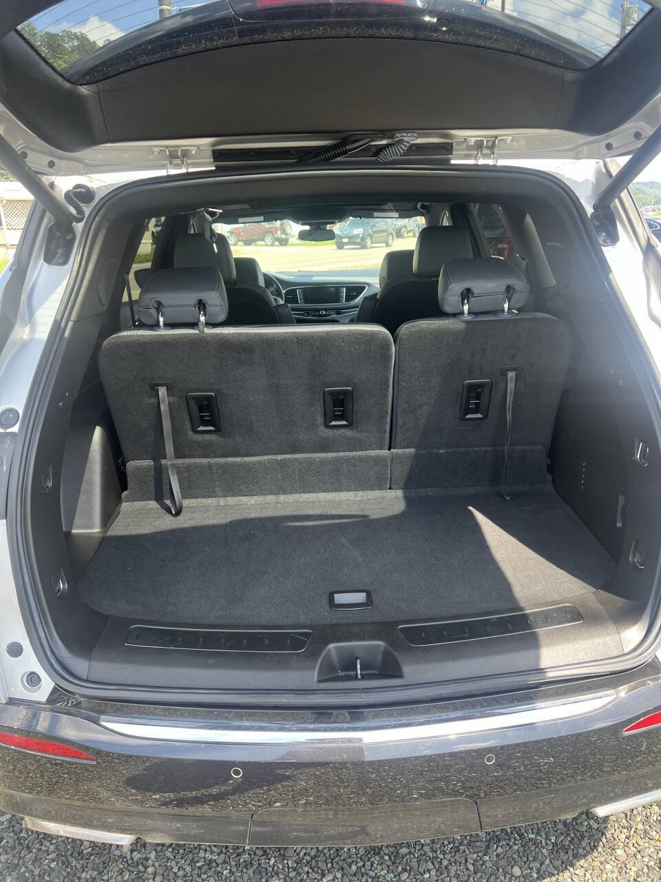 Used 2022 Buick Enclave Essence w/ Experience Buick Package image 10