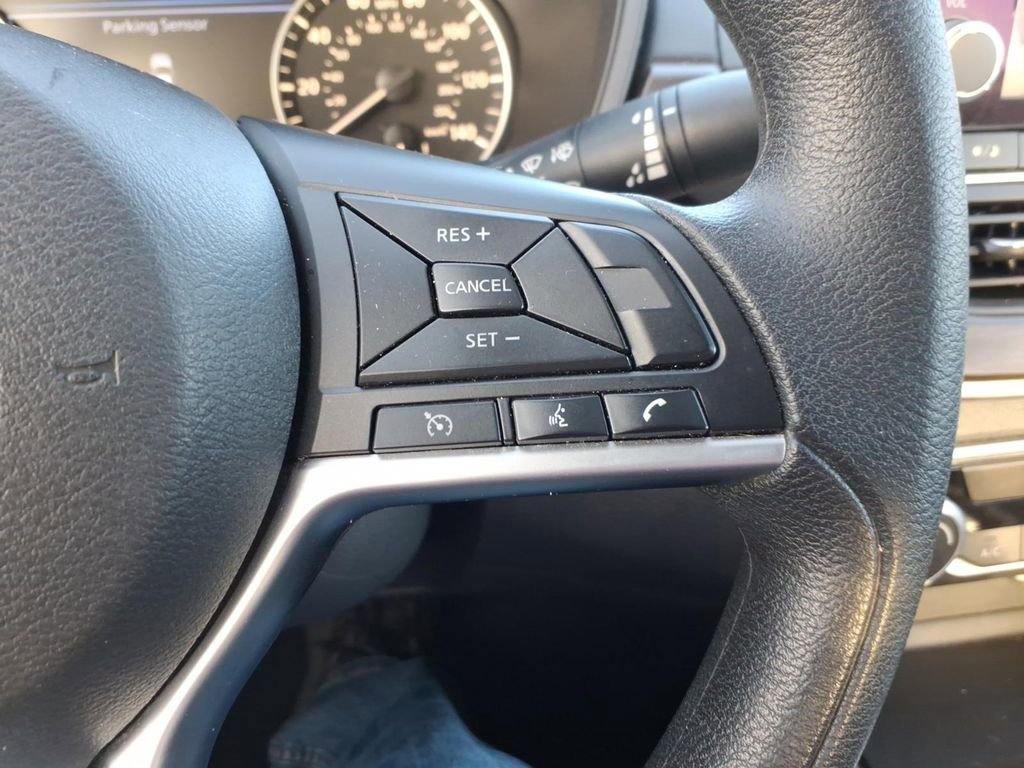 Used 2024 Nissan Altima 2.5 SV FWD image 16
