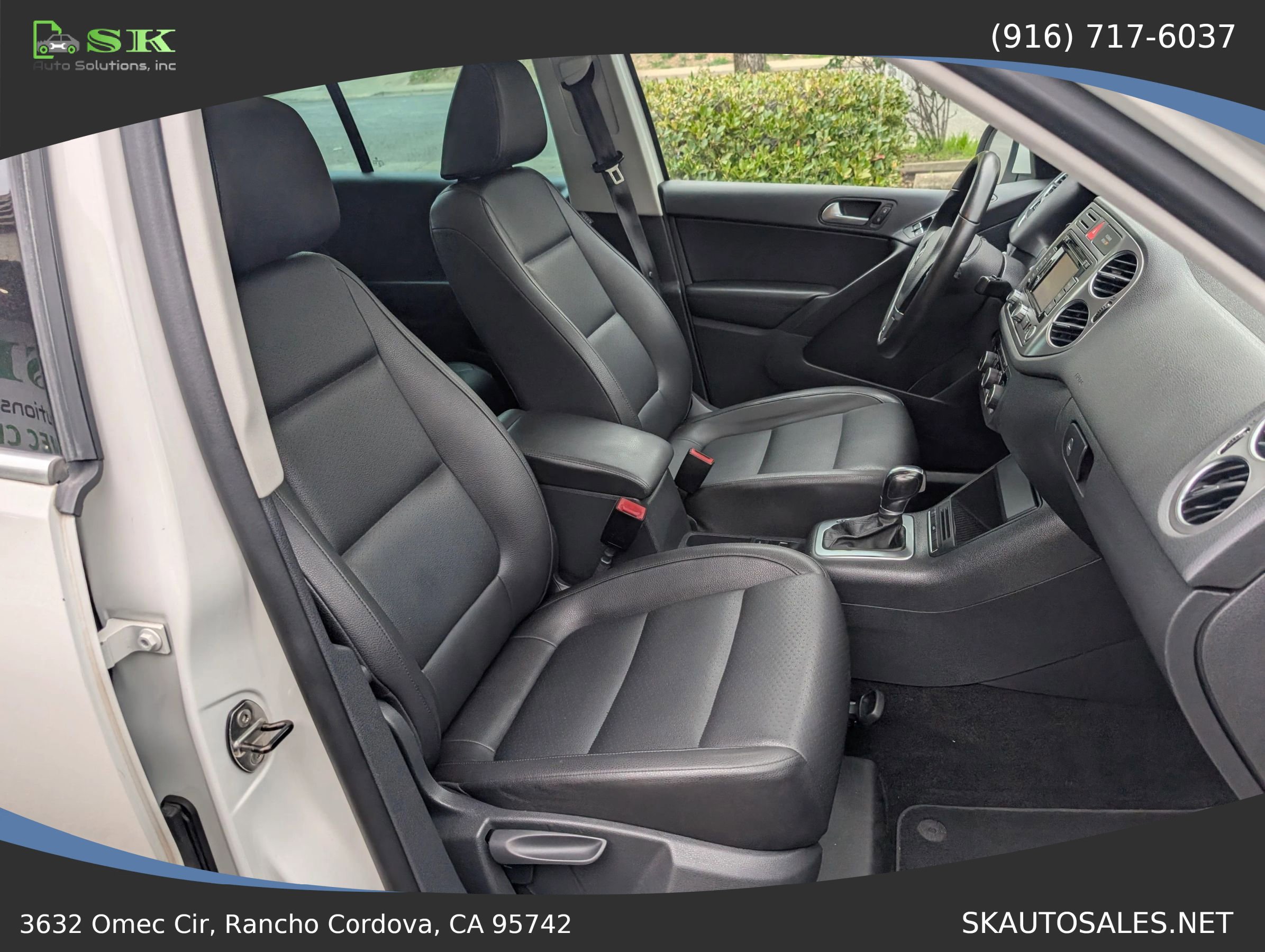 Used 2011 Volkswagen Tiguan S image 14