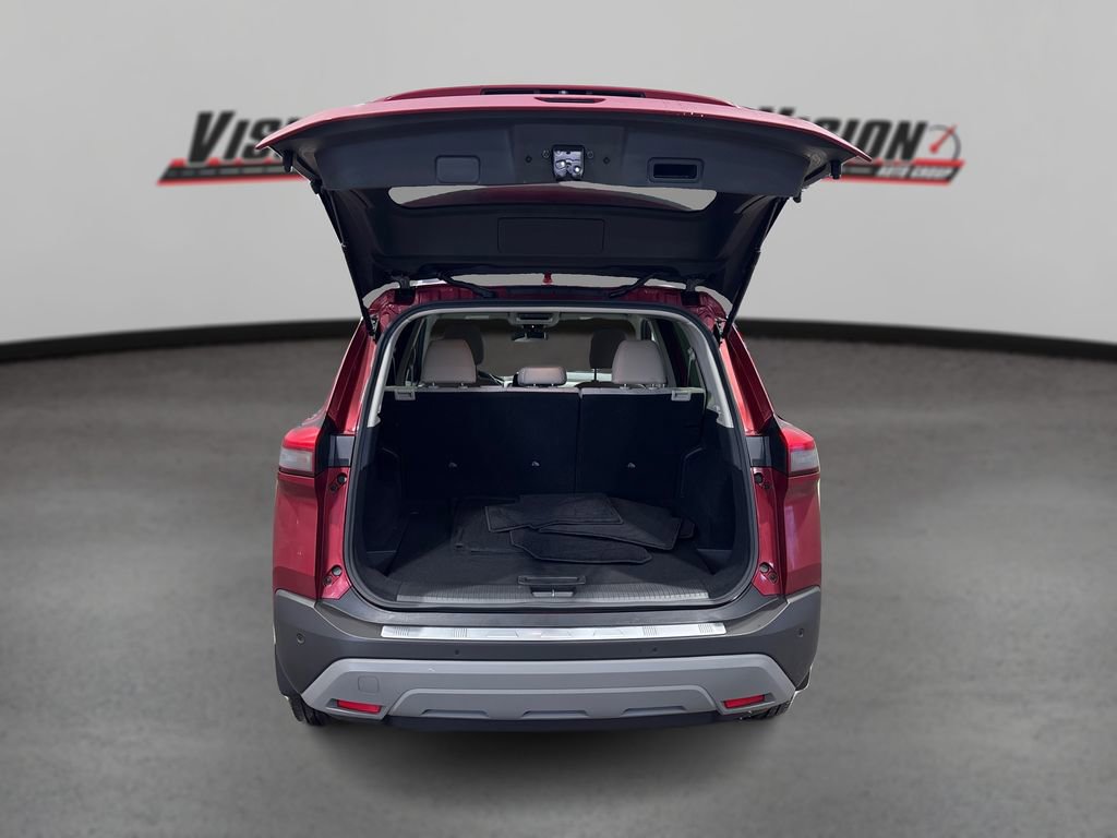 Used 2023 Nissan Rogue SV image 11