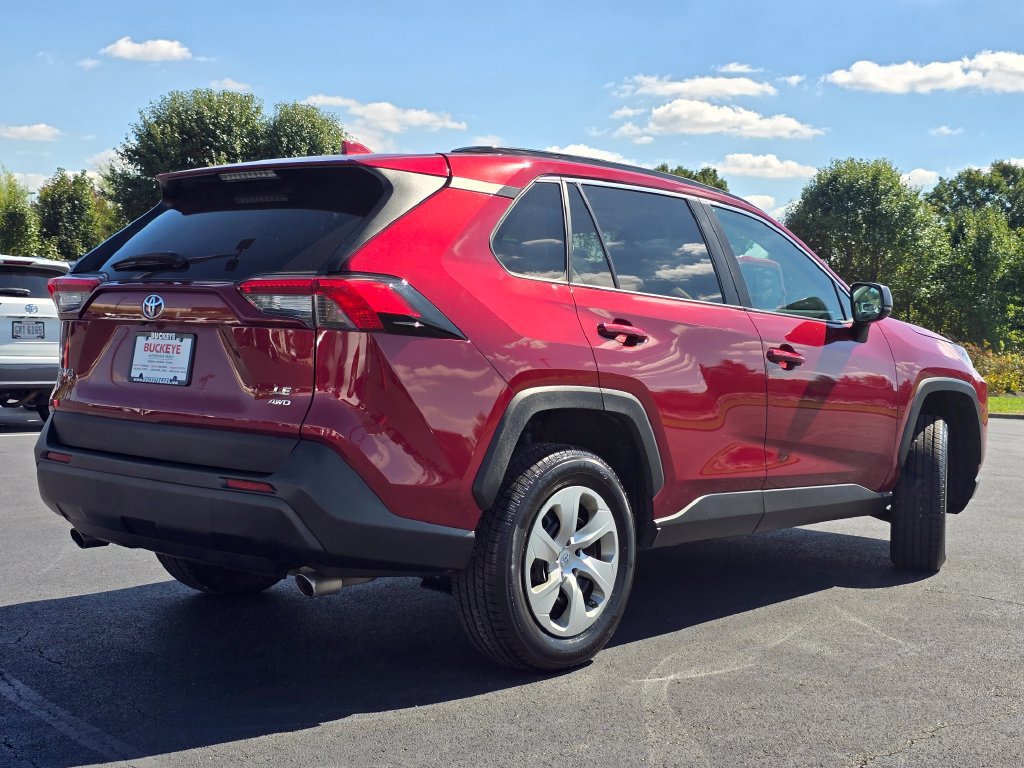Used 2021 Toyota RAV4 LE AWD/4WD image 8
