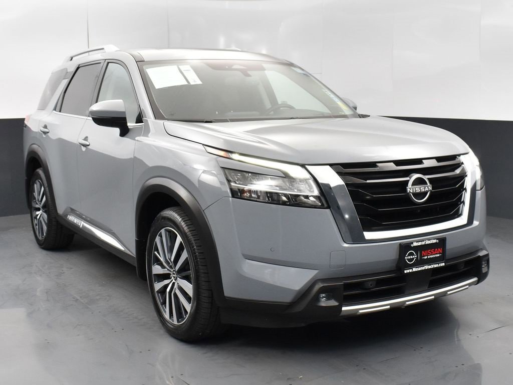 Used 2022 Nissan Pathfinder Platinum
