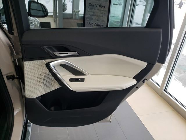 New 2026 BMW X1 xDrive28i w/ Technology Package image 15
