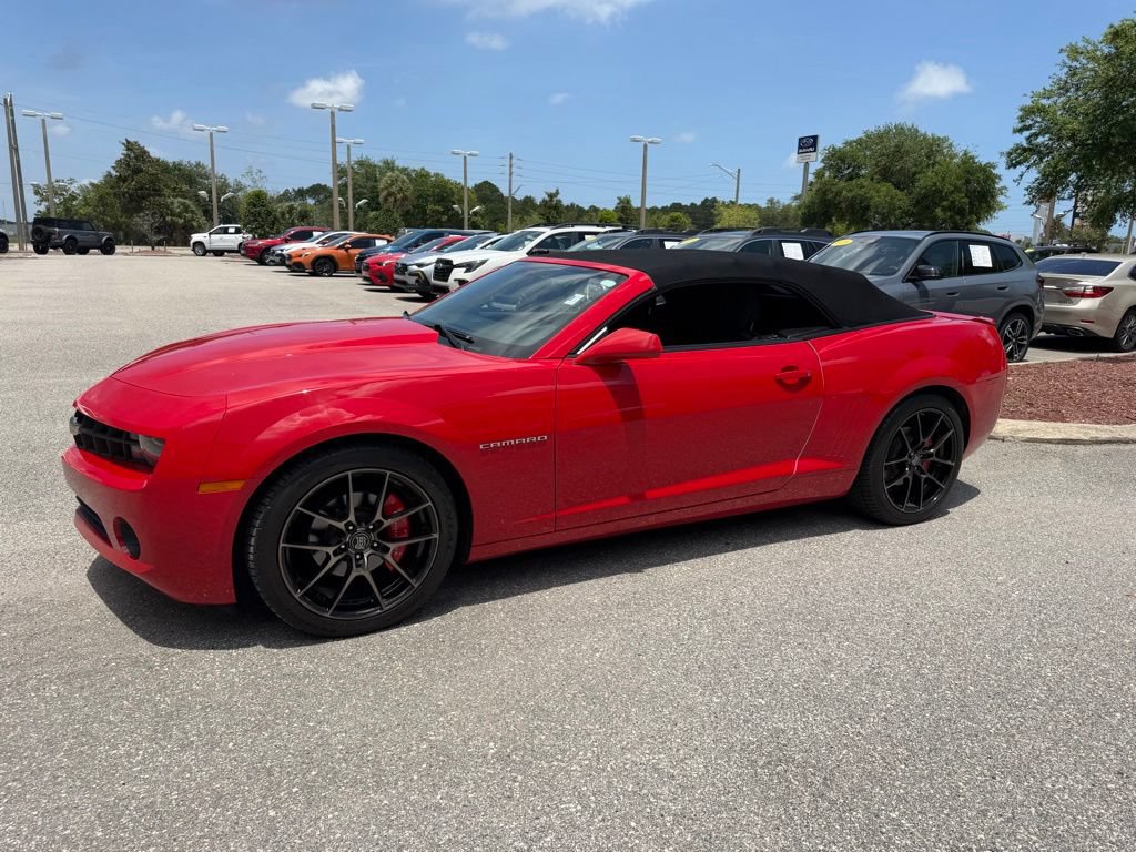 Used 2013 Chevrolet Camaro LT RWD image 7