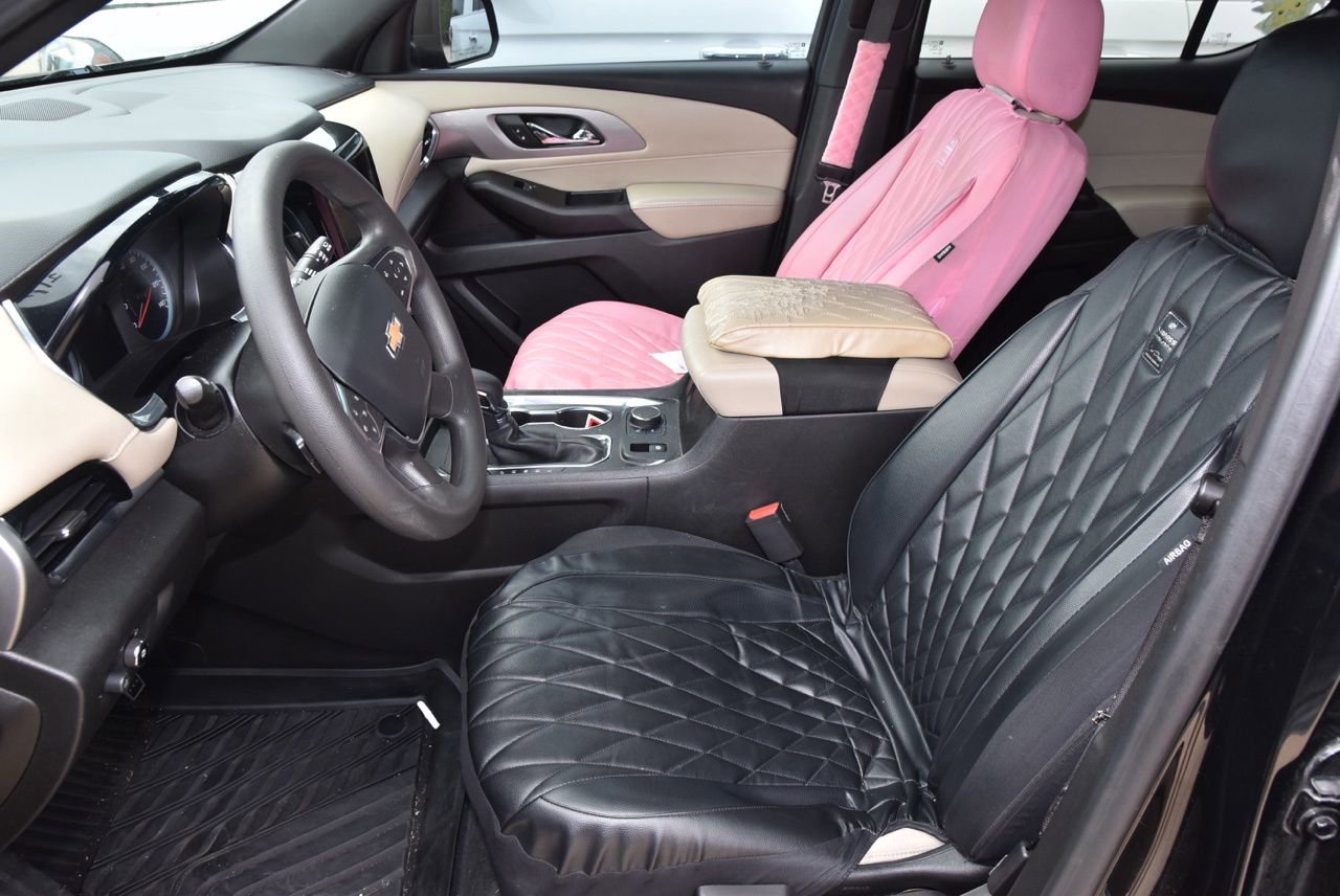 Used 2023 Chevrolet Traverse LS w/ Safety Package image 9