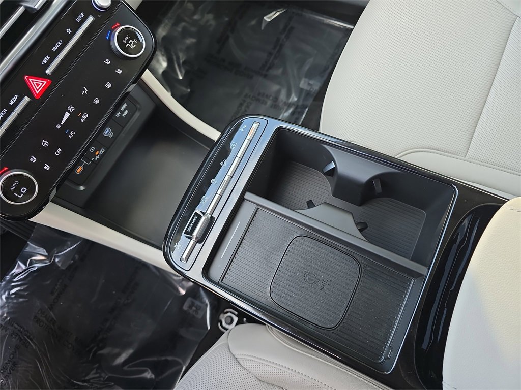 New 2025 Hyundai Tucson Limited image 27