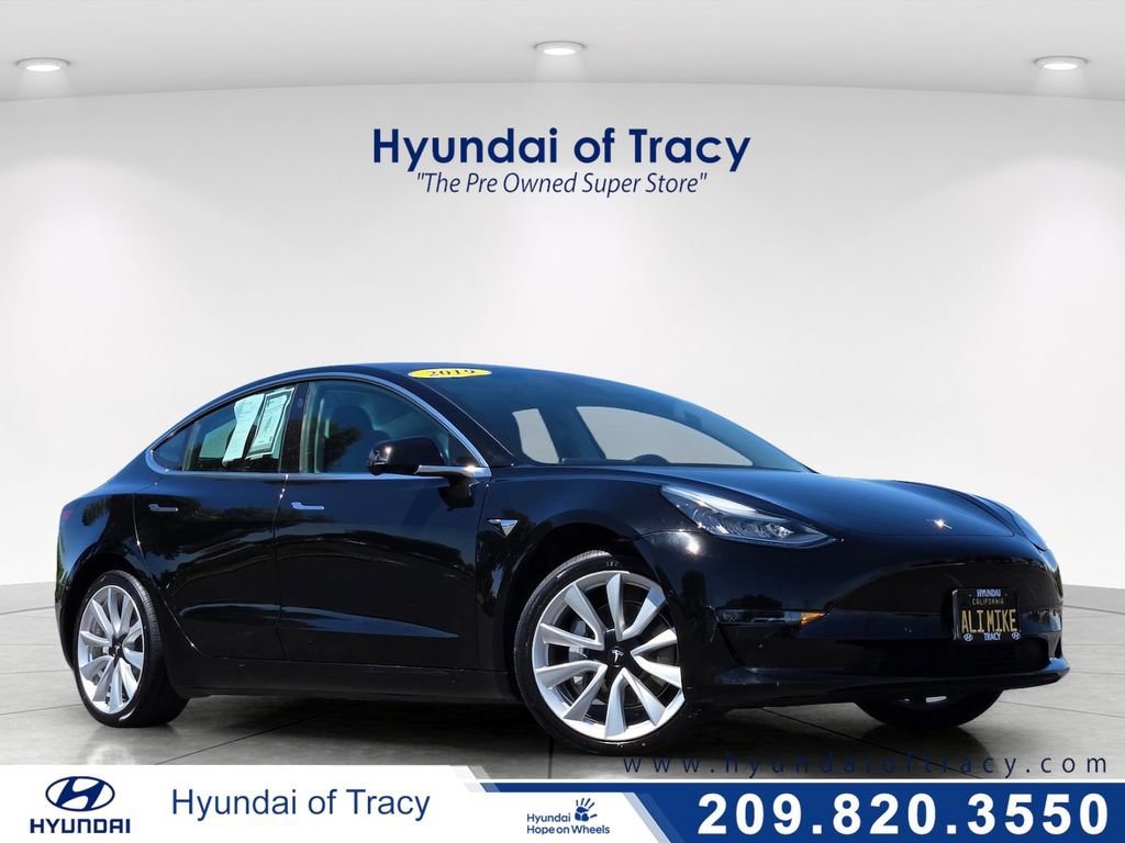 Used 2019 Tesla Model 3 Standard Range Plus RWD image 1