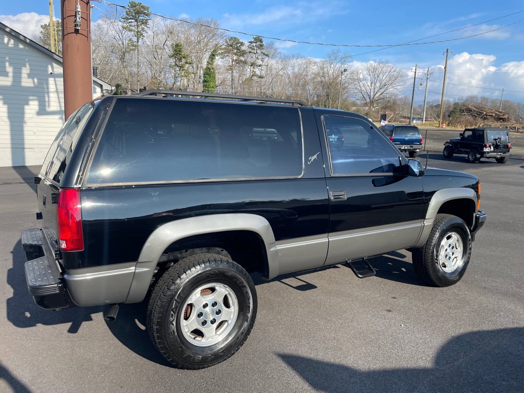 Used 1999 Chevrolet Tahoe 4WD 2-Door image 5