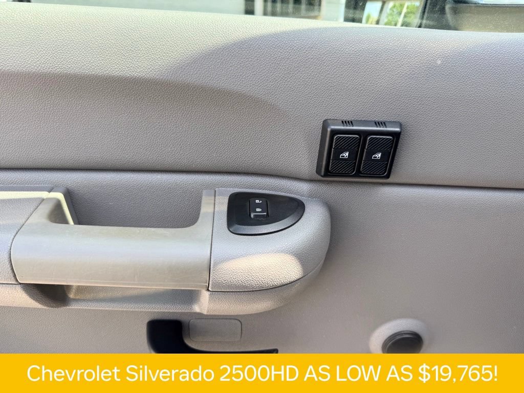 Used 2007 Chevrolet Silverado 2500 W/T w/ LS Package AWD/4WD image 24