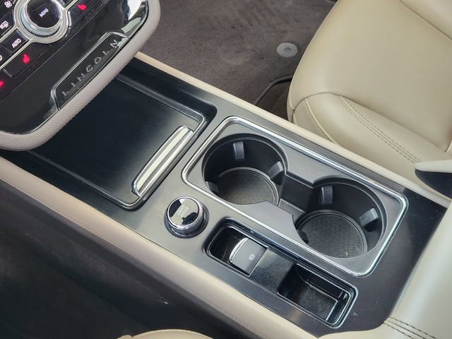 Used 2021 Lincoln Corsair FWD image 16