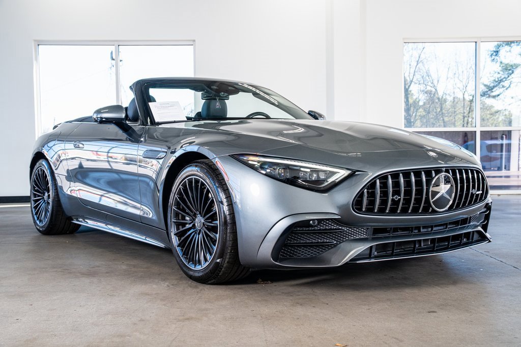 Used 2023 Mercedes-Benz SL 43 AMG image 4