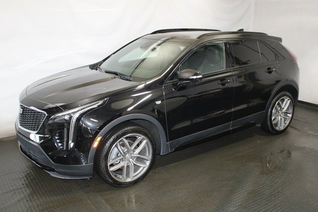Certified 2023 Cadillac XT4 Sport w/ Cold Weather Package image 2