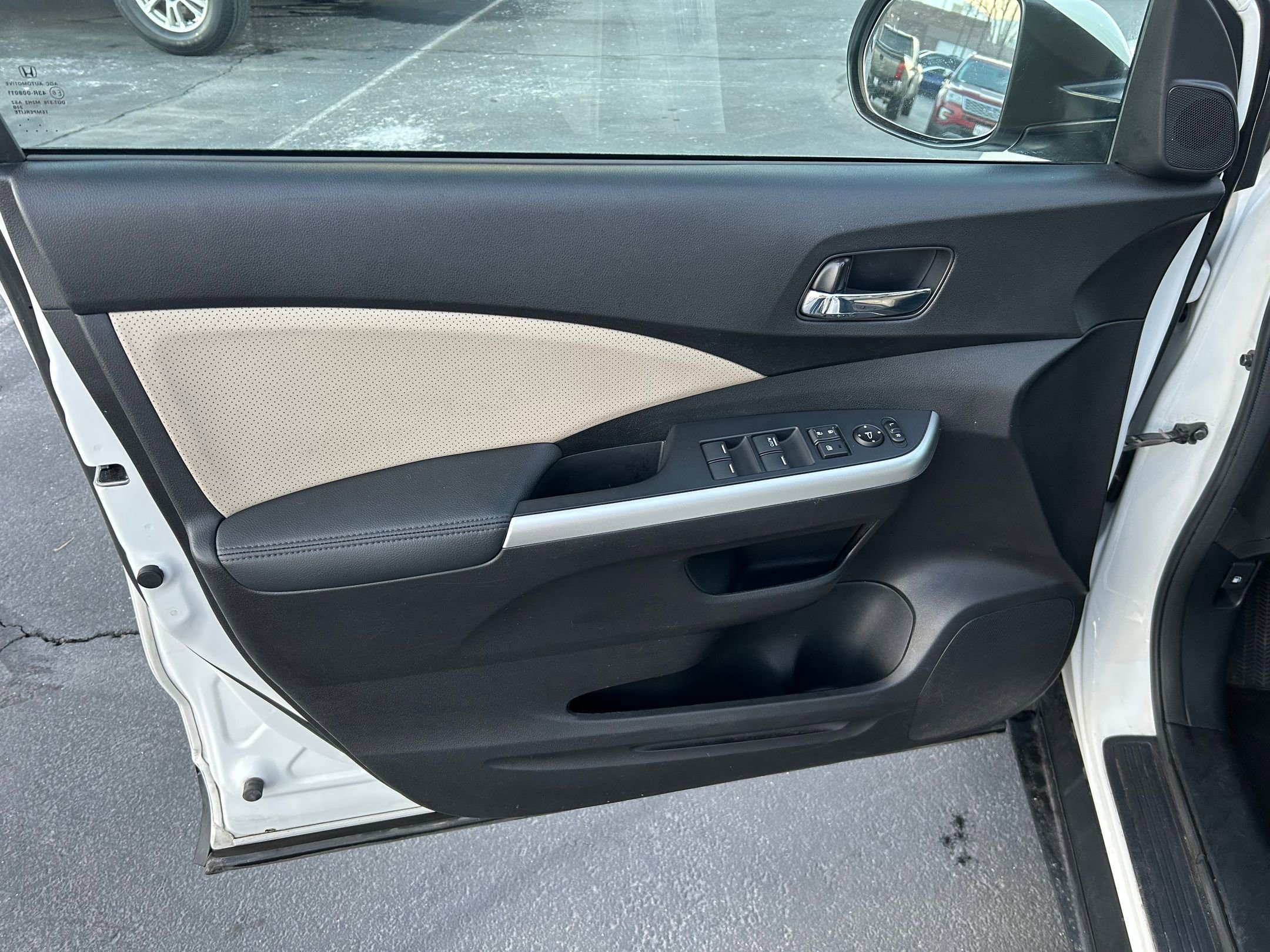 Used 2015 Honda CR-V EX-L image 9