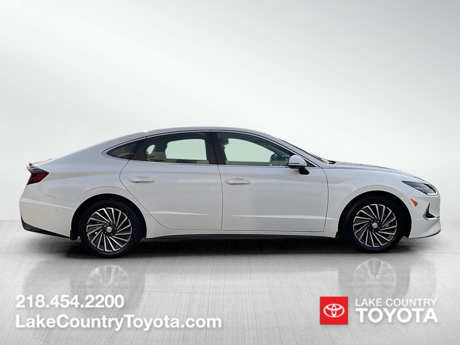 Used 2023 Hyundai Sonata Limited FWD image 6