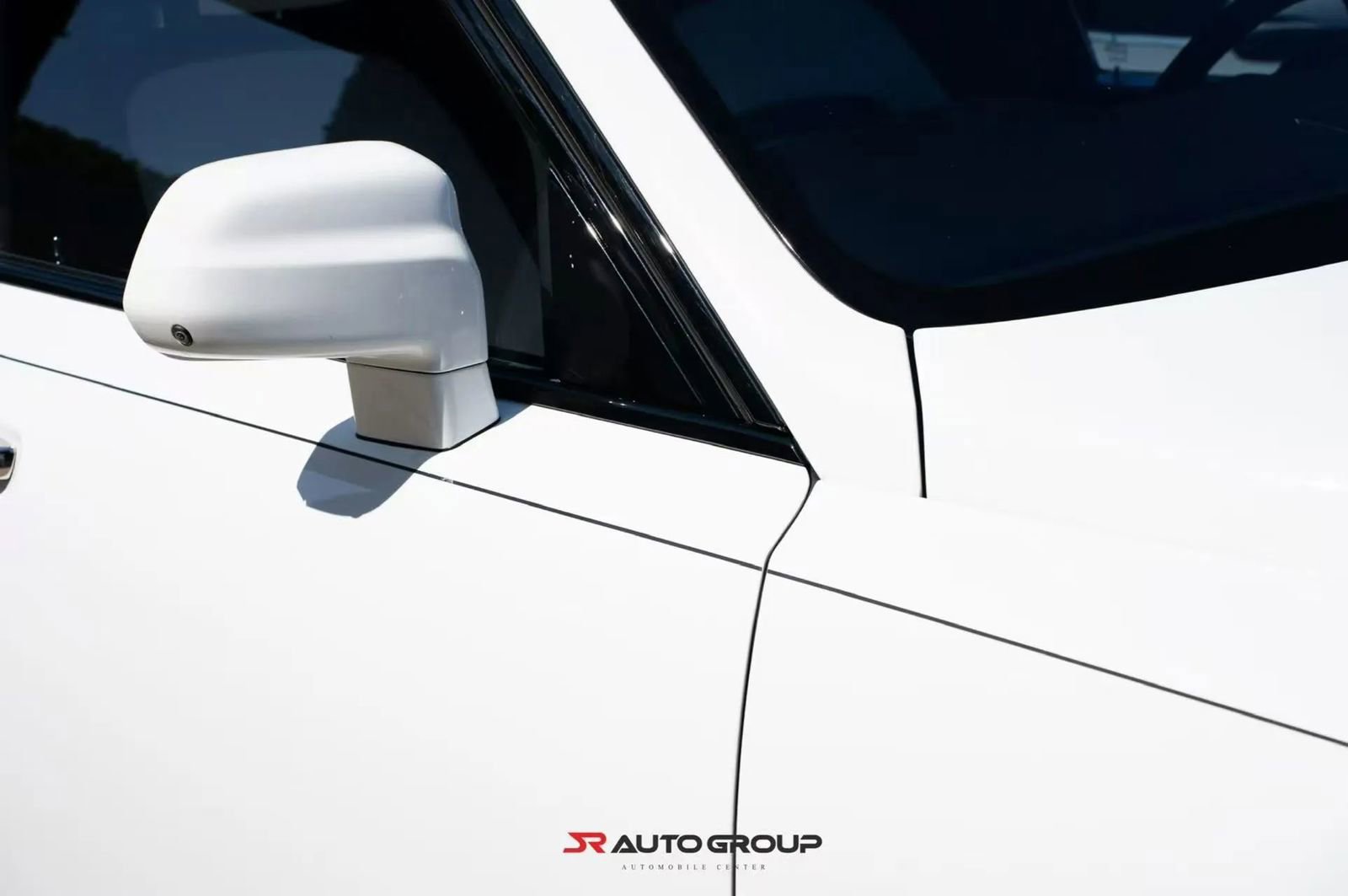 Used 2020 Rolls-Royce Cullinan Black Badge image 9