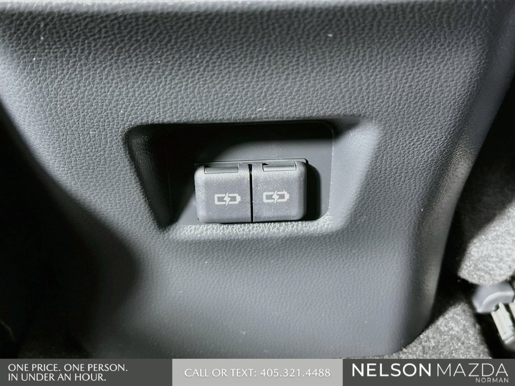 Used 2023 Toyota RAV4 Limited AWD/4WD image 36