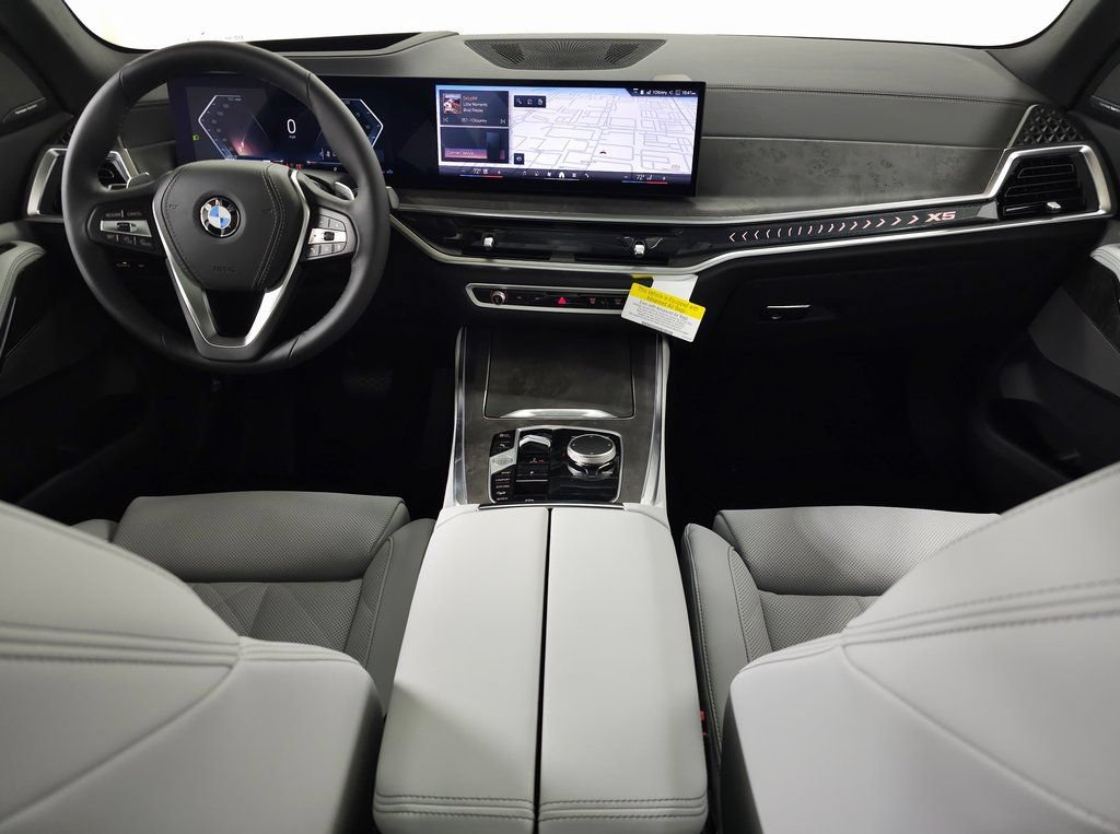 Used 2026 BMW X5 xDrive40i w/ Premium Package AWD/4WD image 8