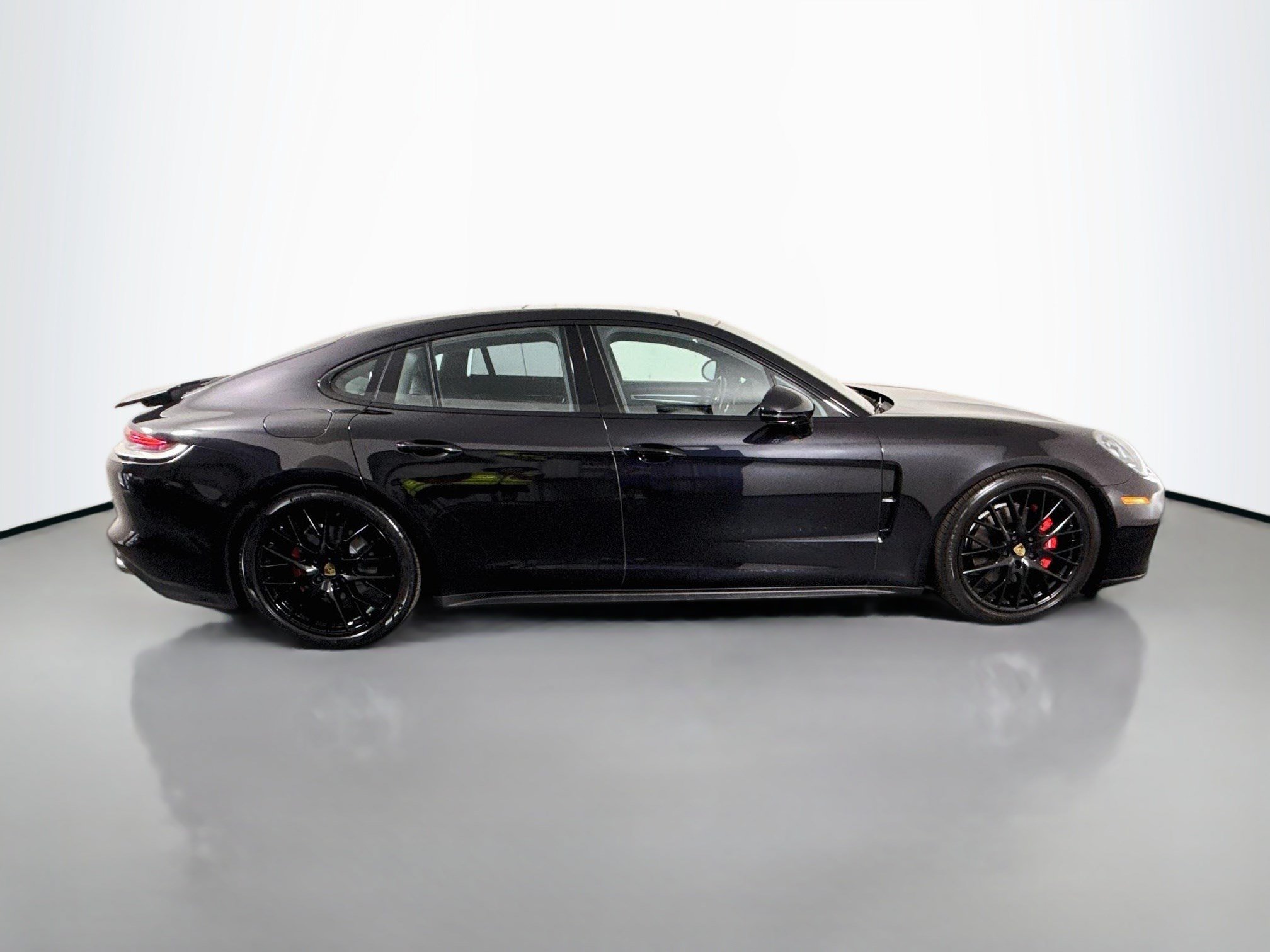 Used 2023 Porsche Panamera 4S w/ Premium Package AWD/4WD image 11