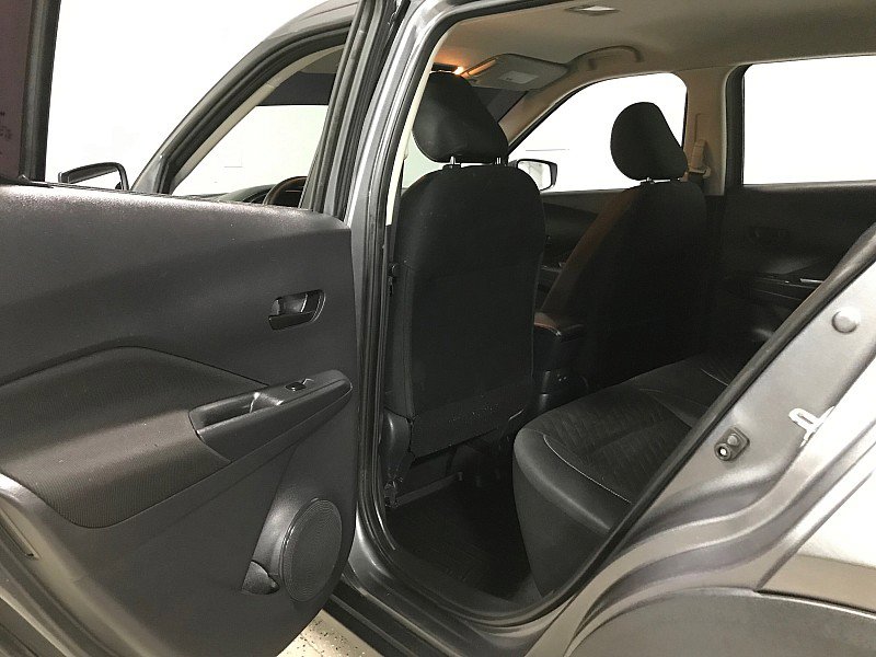 Used 2022 Nissan Kicks S FWD image 15