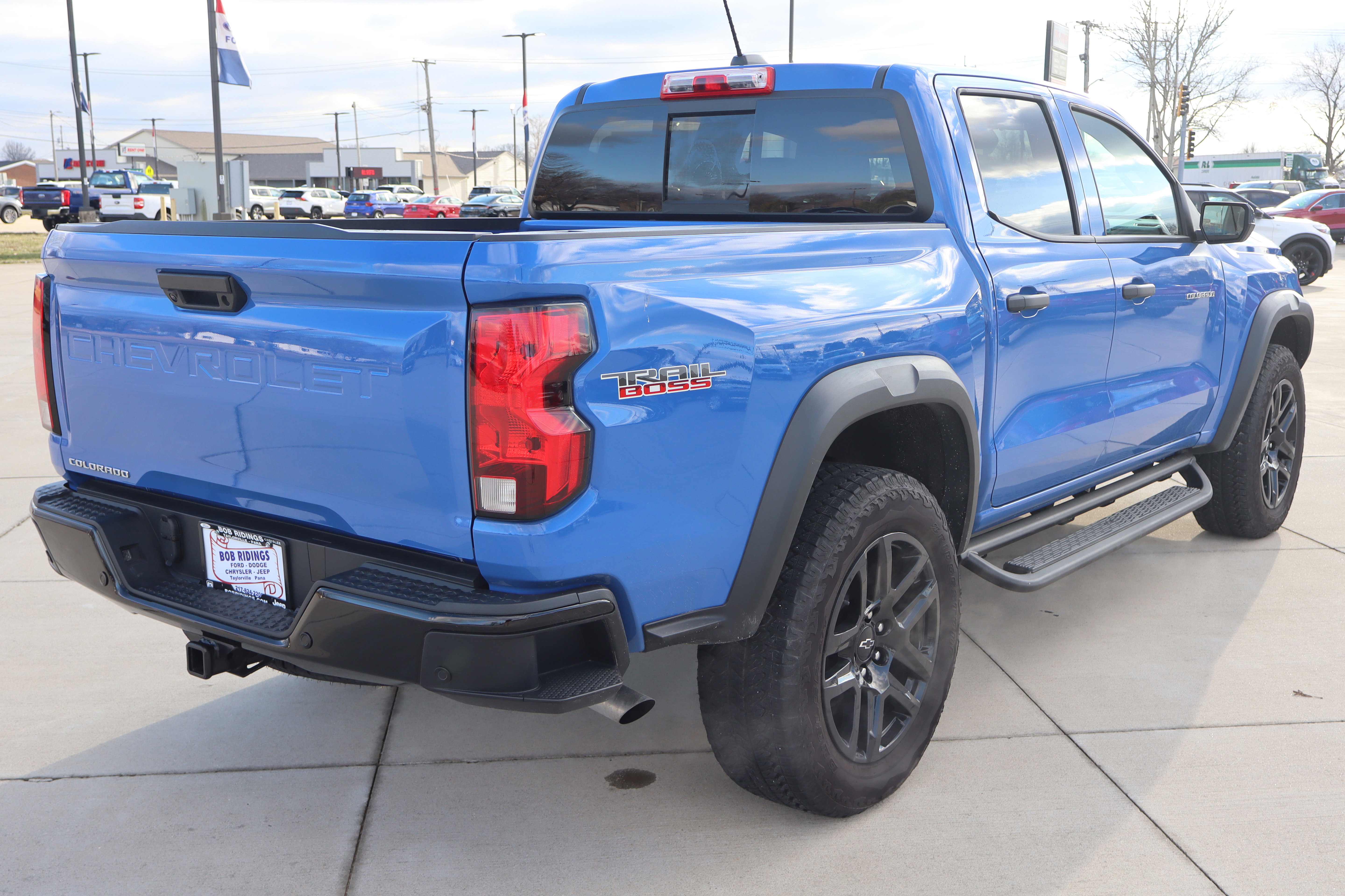 Used 2025 Chevrolet Colorado Trail Boss image 6
