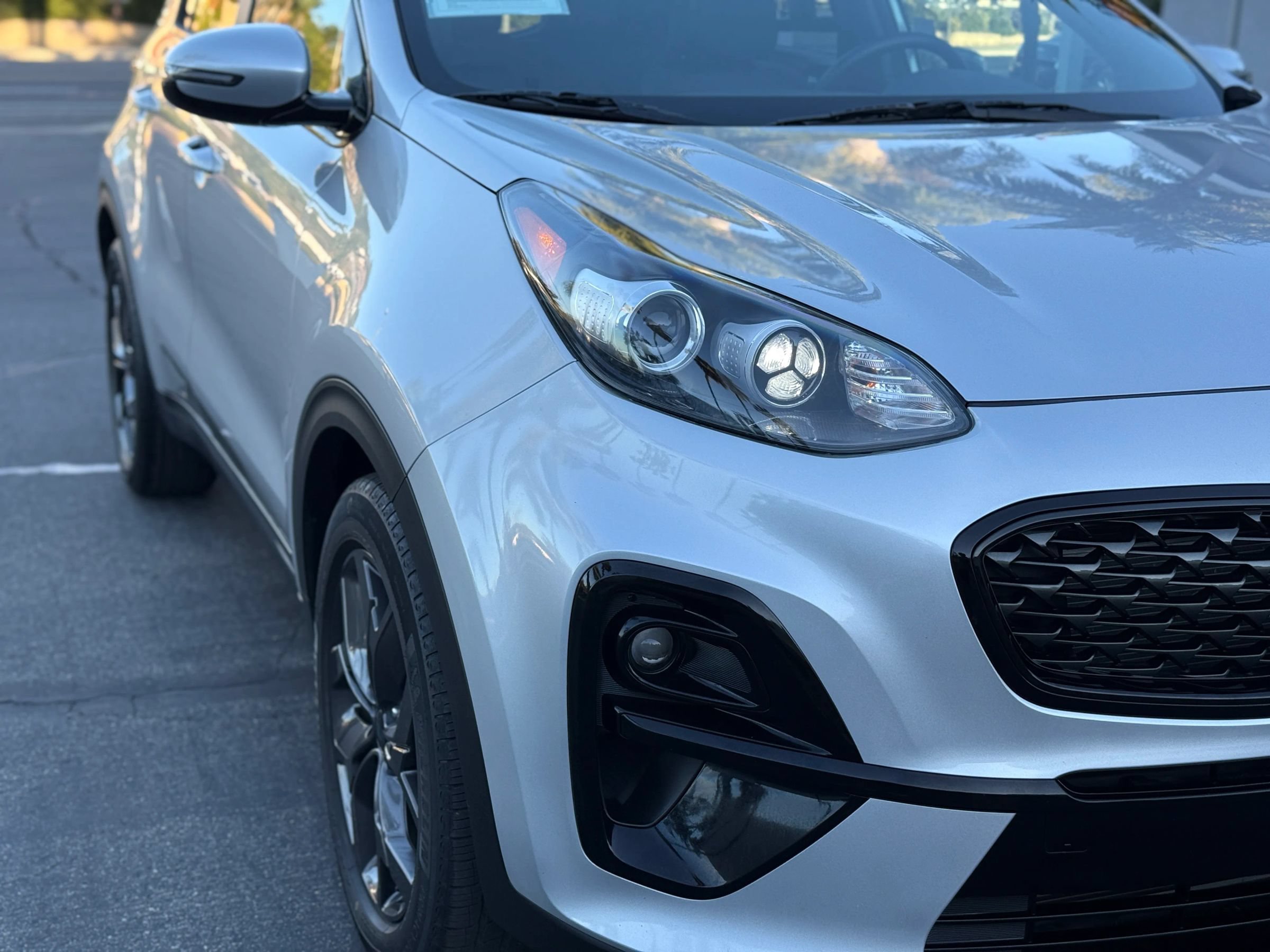 Used 2022 Kia Sportage Nightfall Edition FWD image 29
