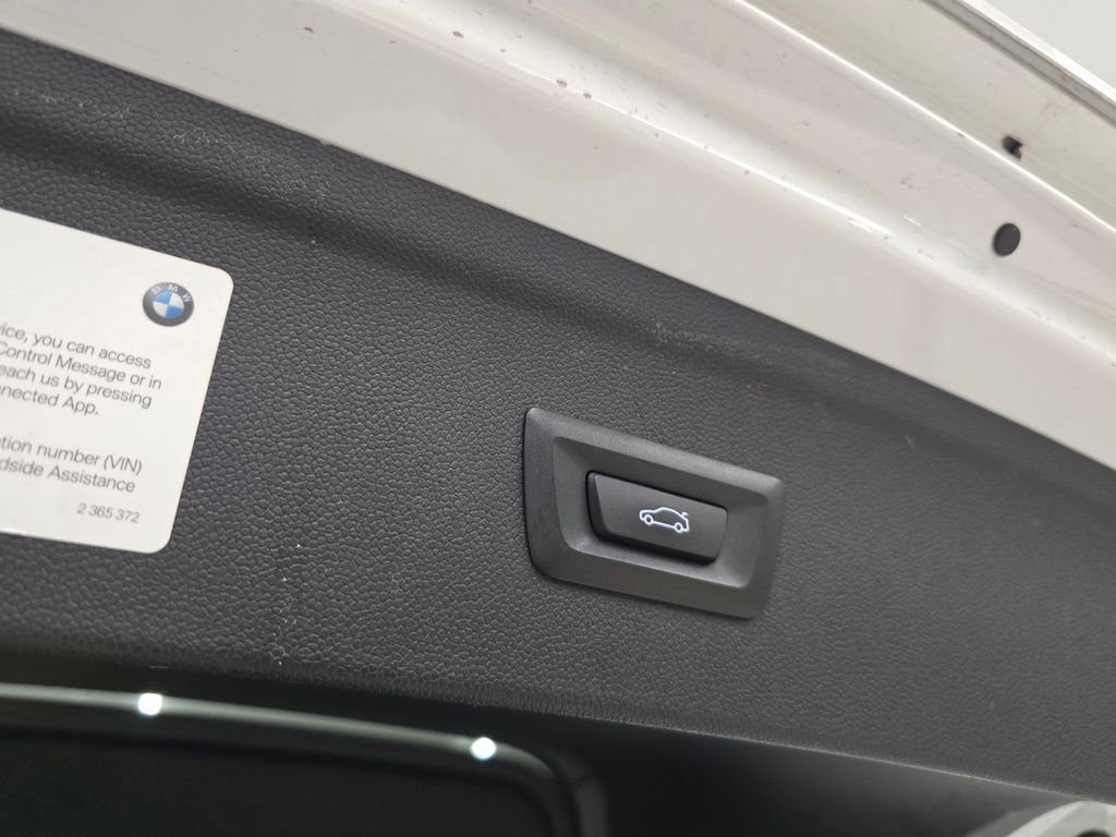 Used 2023 BMW iX xDrive50 AWD/4WD image 41