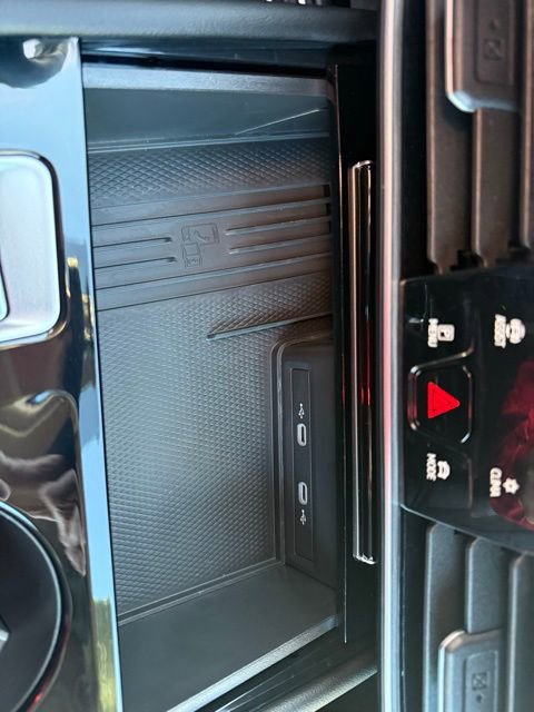 Certified 2025 Volkswagen Atlas Peak Edition SE image 25