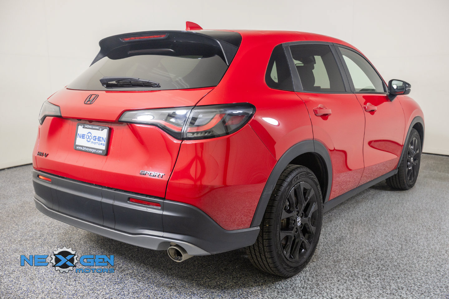 Used 2024 Honda HR-V Sport image 37