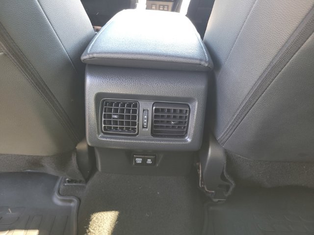 Used 2025 Toyota Camry XSE FWD image 15