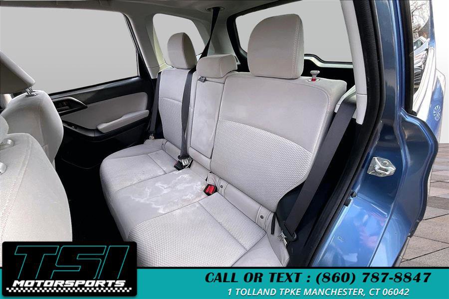 Used 2015 Subaru Forester 2.5i Premium AWD/4WD image 25