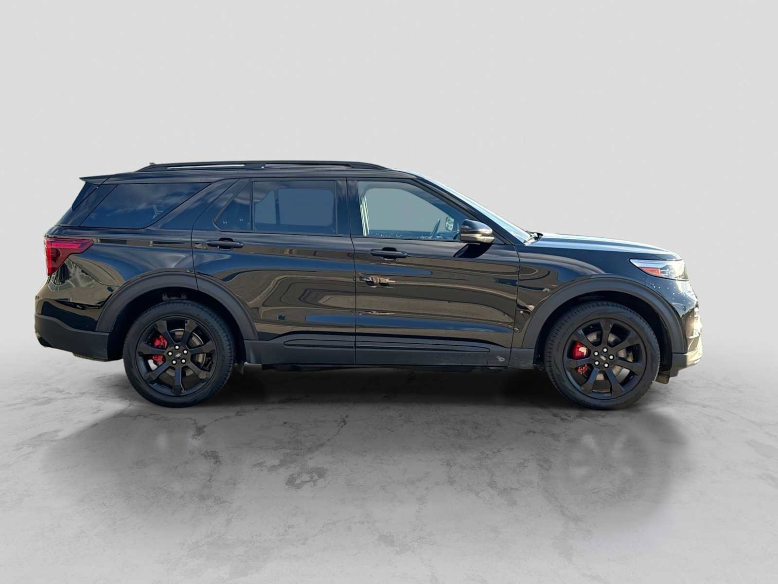 Used 2024 Ford Explorer ST AWD/4WD image 7