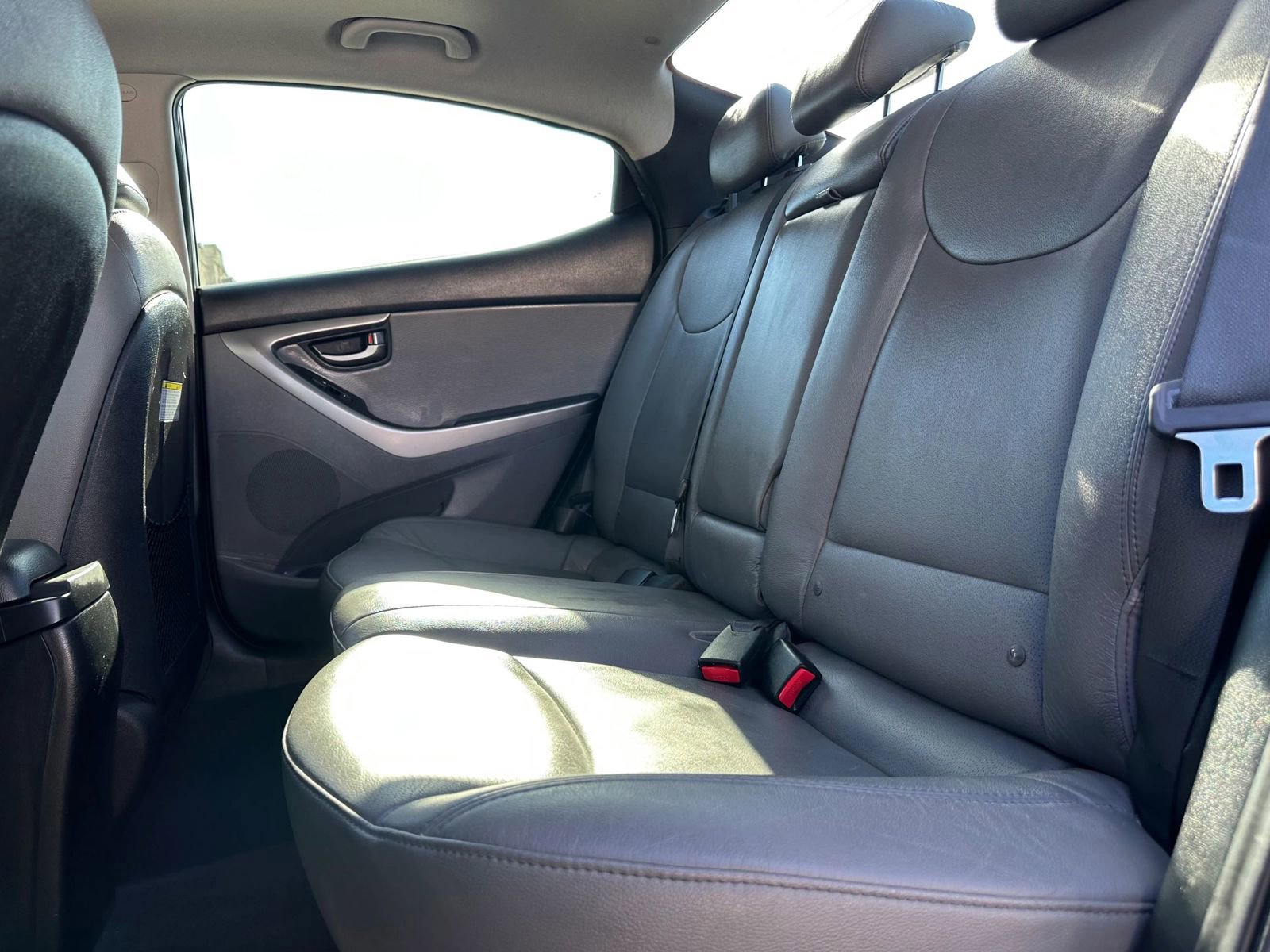 Used 2013 Hyundai Elantra Limited image 11
