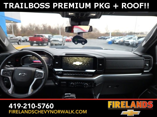 Certified 2022 Chevrolet Silverado 1500 LT Trail Boss w/ LT Trail Boss Premium Package image 4