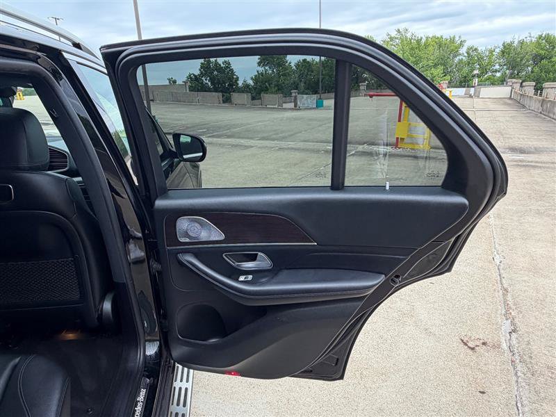 Used 2020 Mercedes-Benz GLE 350 4MATIC image 45
