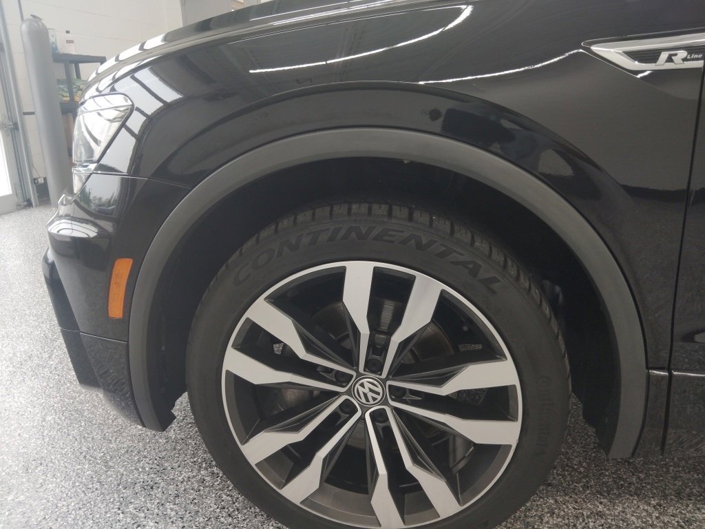 Used 2020 Volkswagen Tiguan SEL Premium R-Line w/ 3rd Row Seat Package image 9