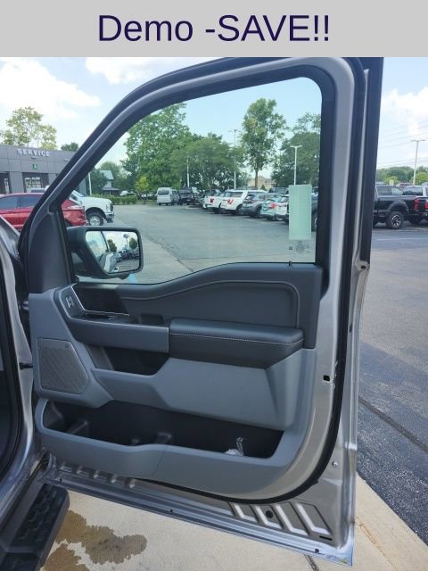 New 2025 Ford F150 Lightning Flash image 25