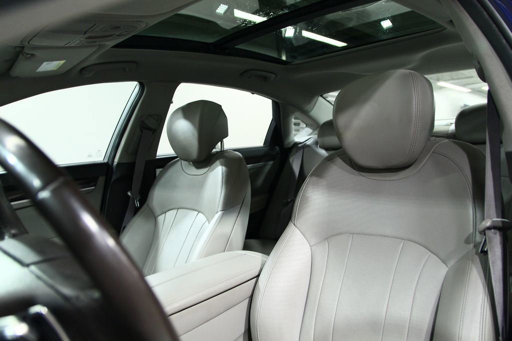 Used 2018 Genesis G80 3.8 w/ Option Group 02 image 19