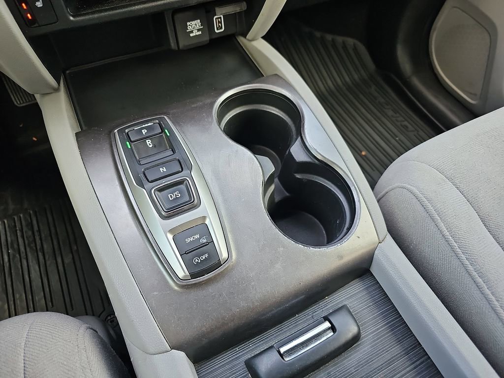 Used 2021 Honda Pilot EX image 27