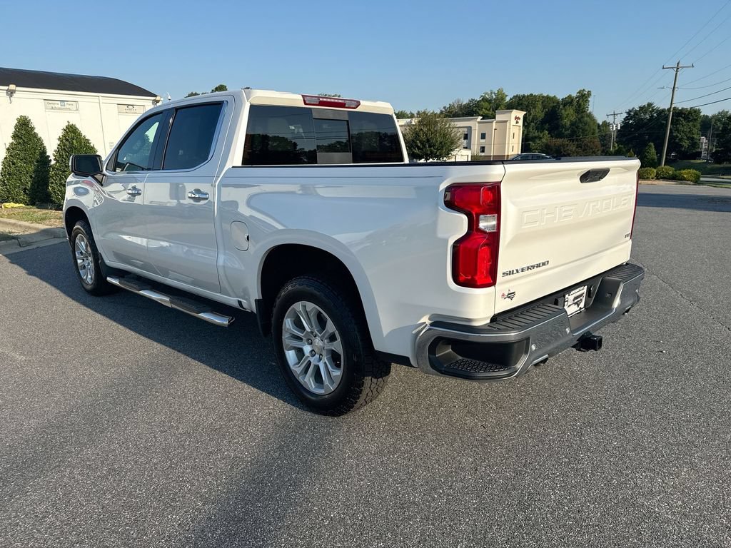 Used 2022 Chevrolet Silverado 1500 LTZ AWD/4WD image 5