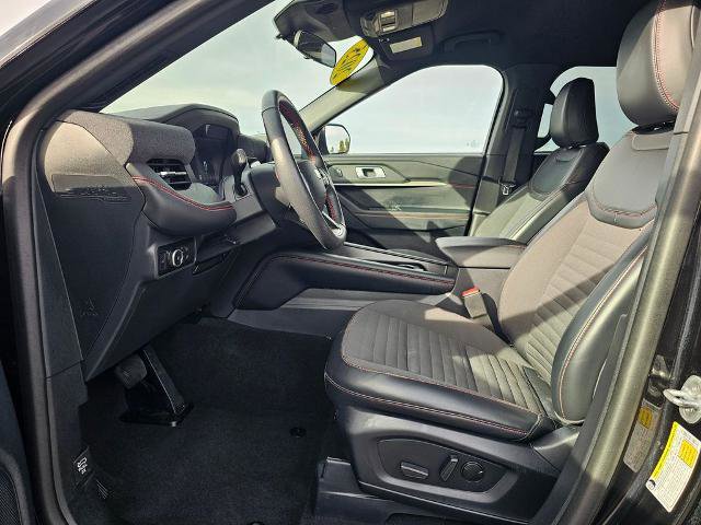 Certified 2025 Ford Explorer ST-Line image 11