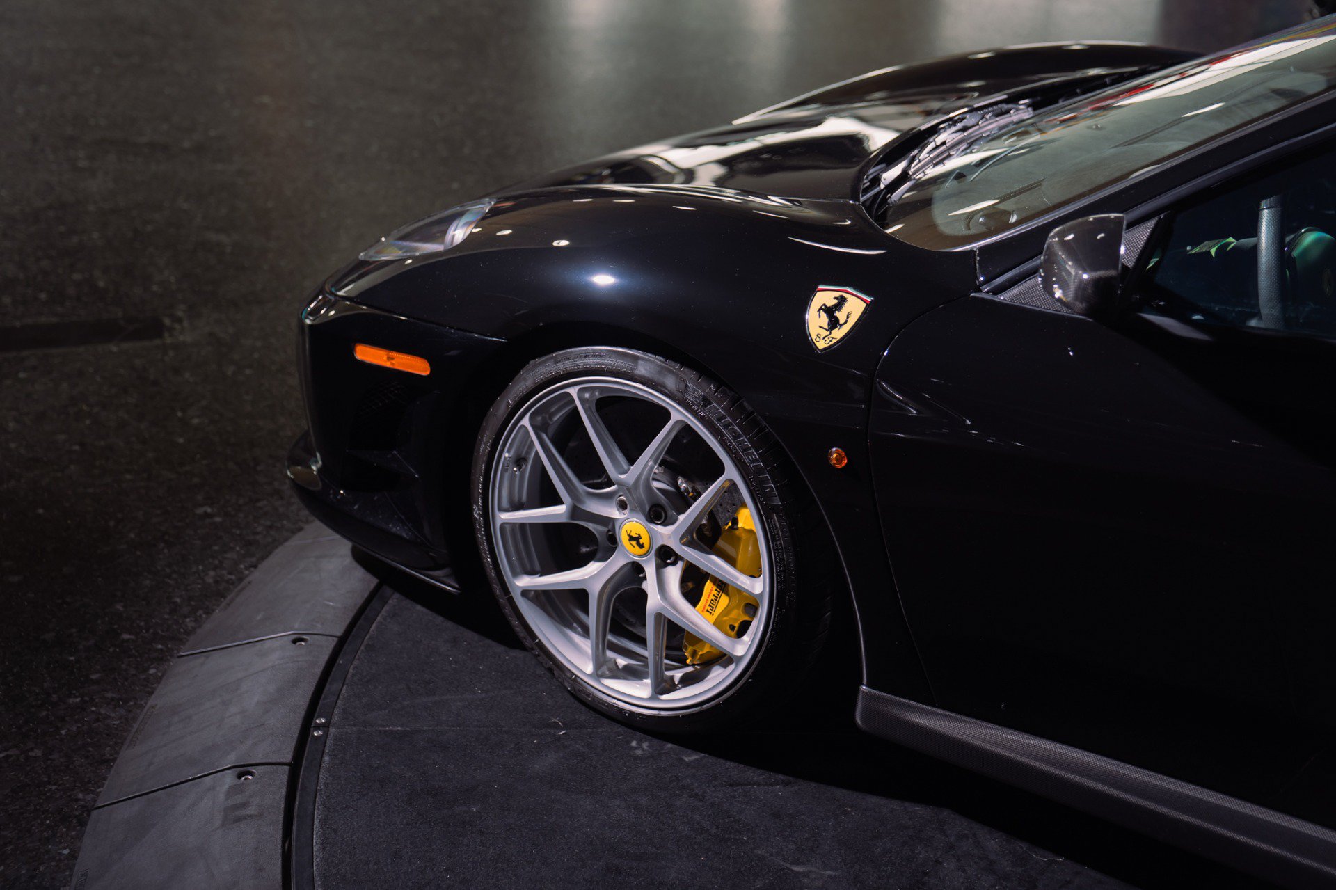Used 2009 Ferrari F430 Scuderia RWD image 13