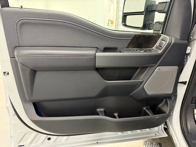 New 2026 Ford F350 Lariat w/ Lariat Ultimate Package image 14
