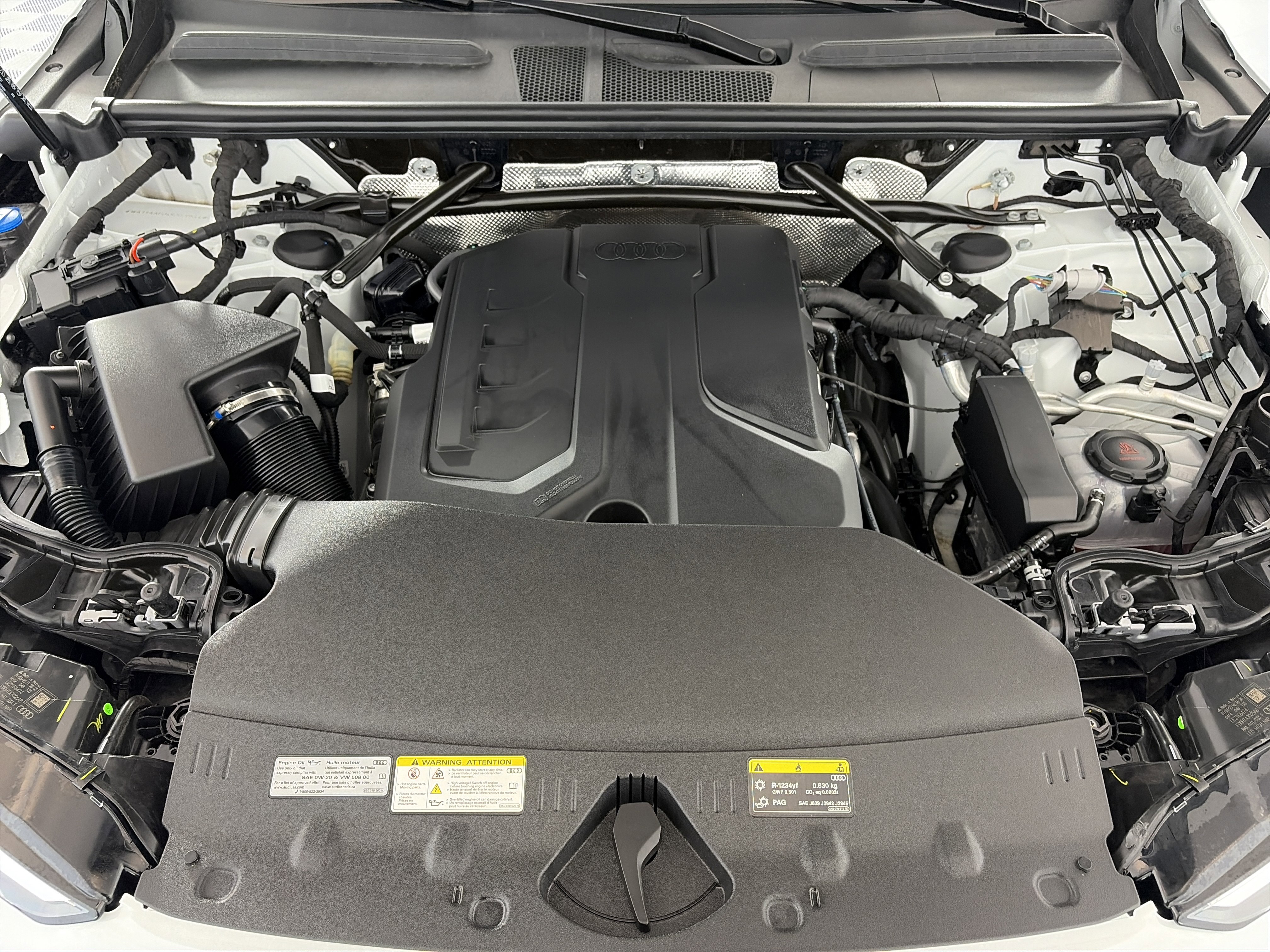 Used 2025 Audi Q5 Premium w/ Convenience Package image 11