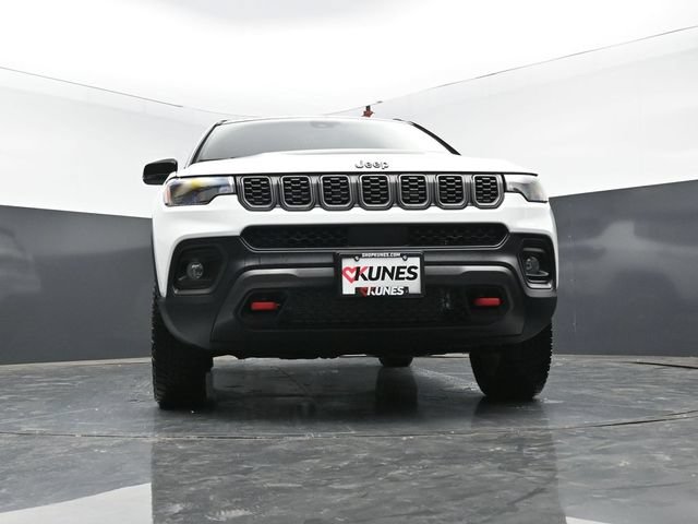 New 2026 Jeep Compass Trailhawk w/ Sun, Sound & Navigation Group AWD/4WD image 55