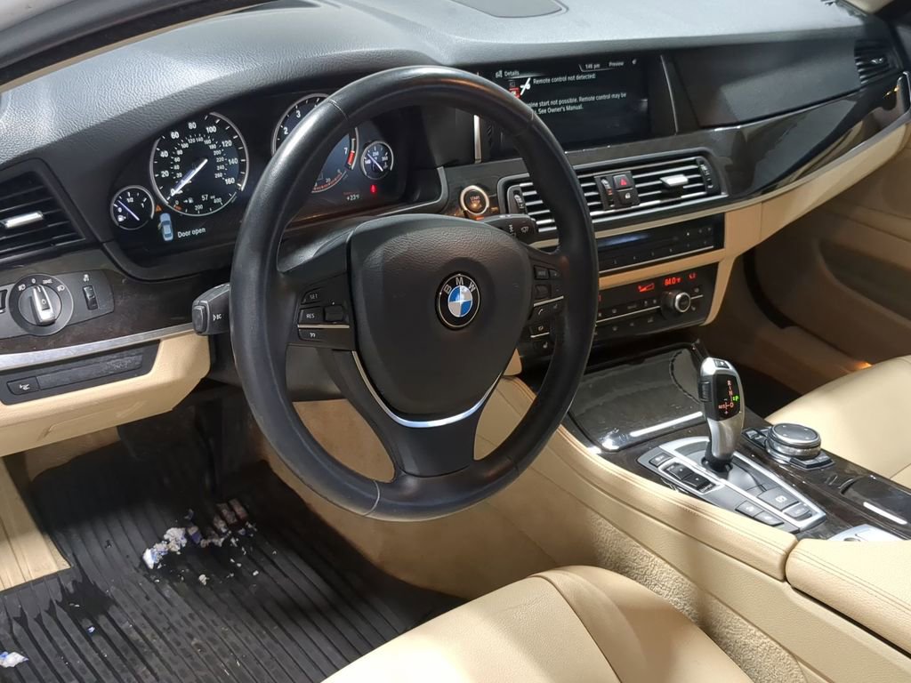 Used 2015 BMW 528i xDrive Sedan image 11