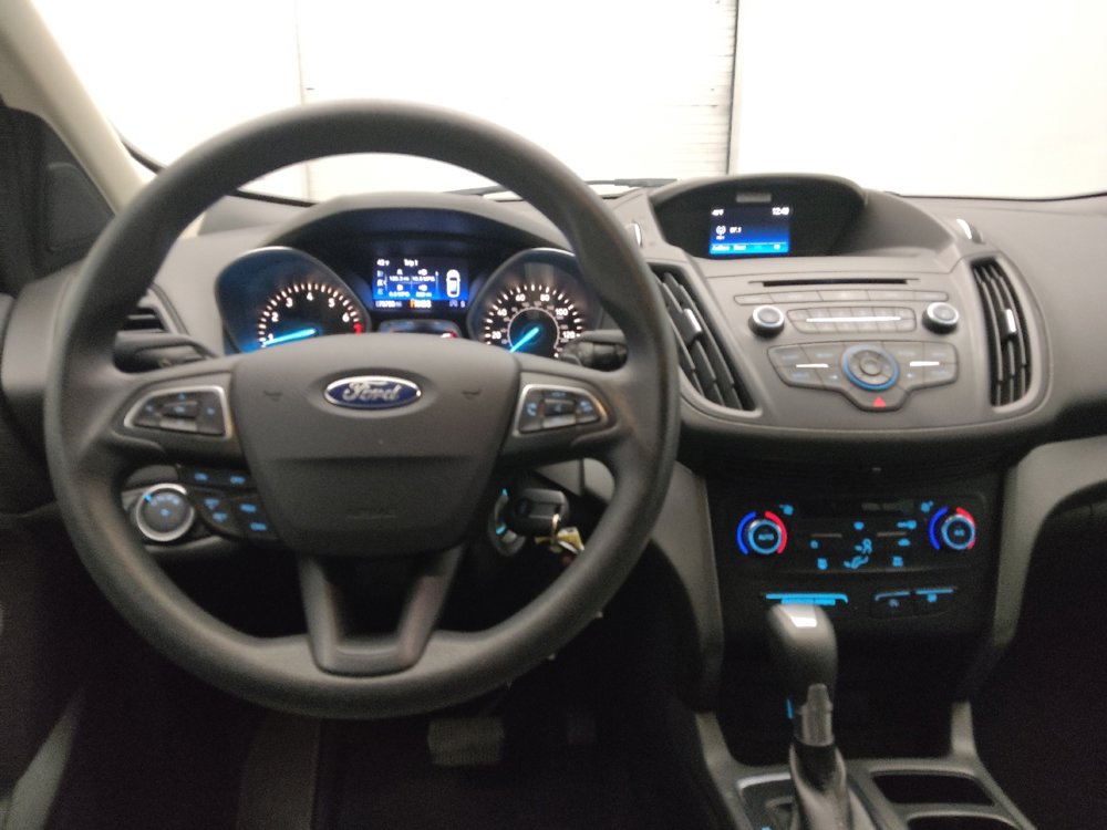 Used 2017 Ford Escape SE image 22
