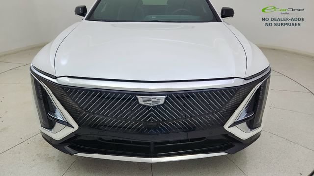 Used 2024 Cadillac Lyriq Tech w/ LPO, Floor Liner Package RWD image 9